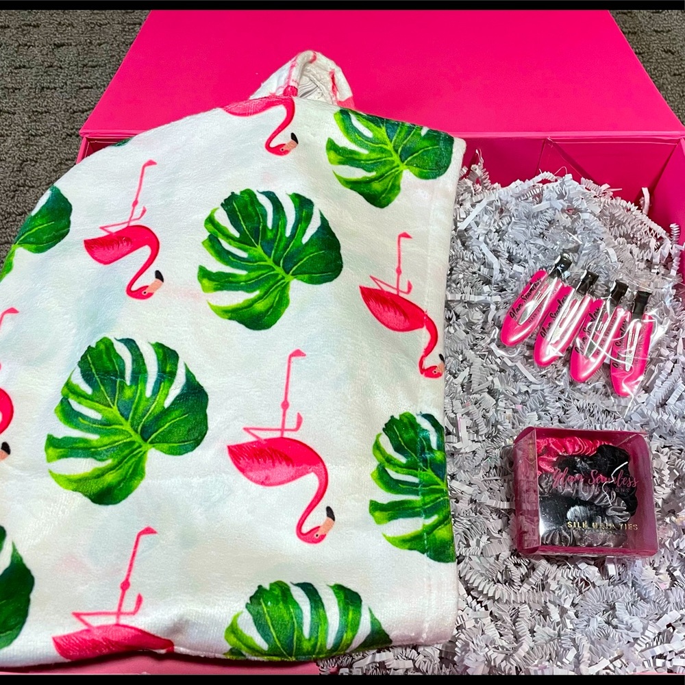Glam Seamless accessory kit